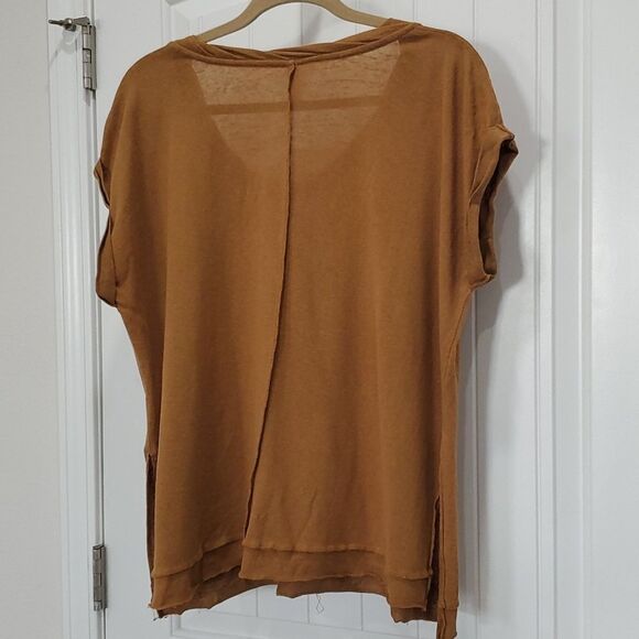 Wishlist Scoop Neck Loose Top Twisted Band Teeshirt, Size S/M - Picture 6 of 6